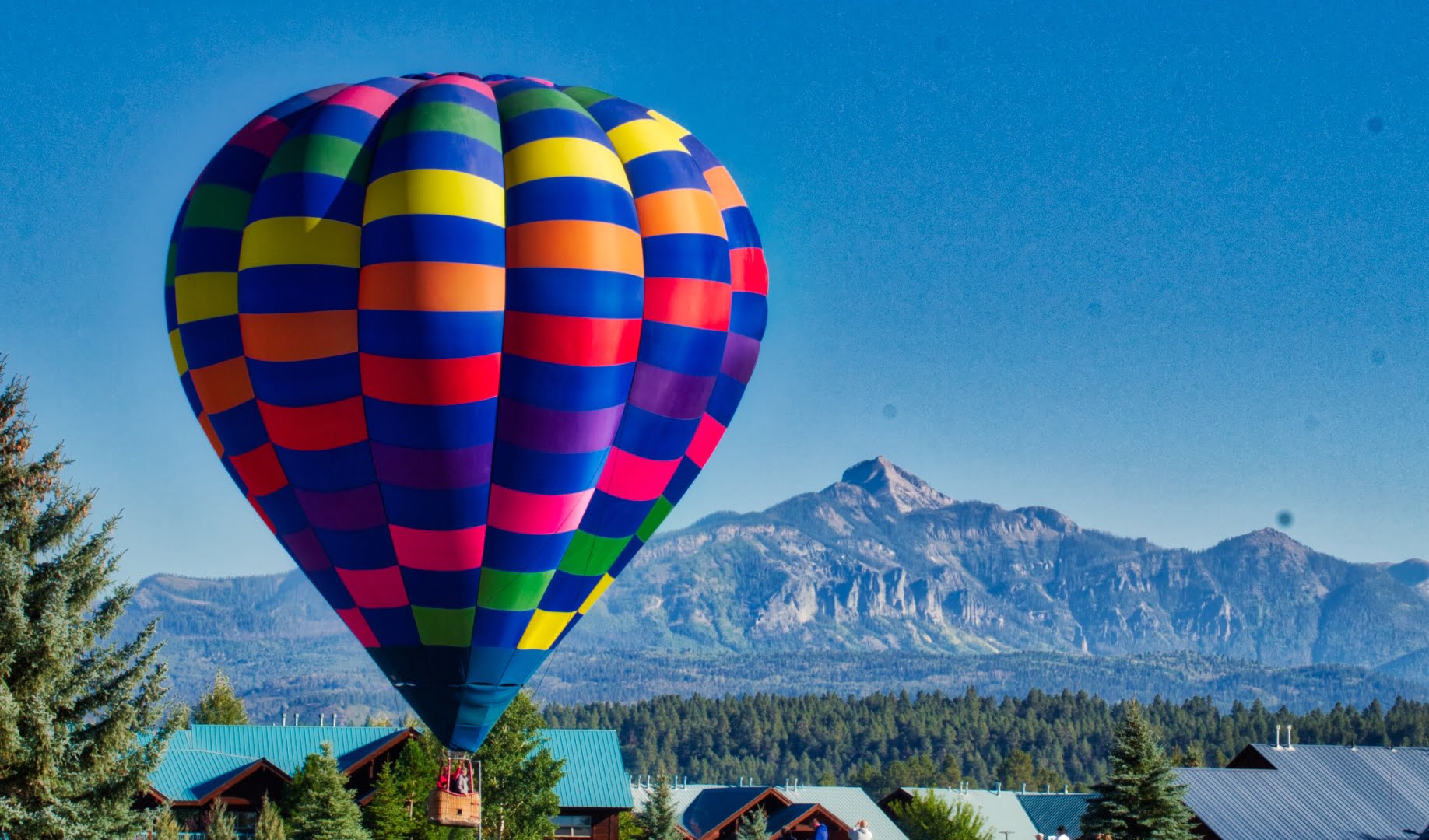 Pagosa Springs Colorfest Balloon Weekend!!! A River Runs Thru It