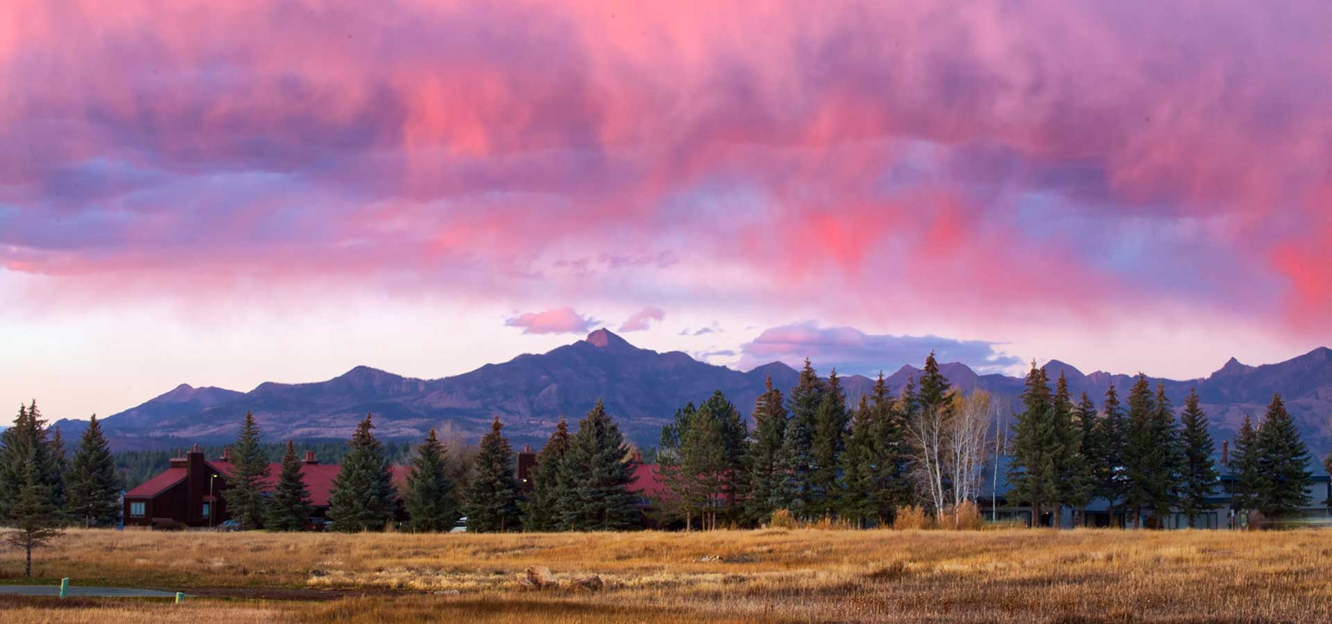 Glowing skyline with mountains