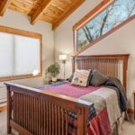 096-158 73 Harebell Dr