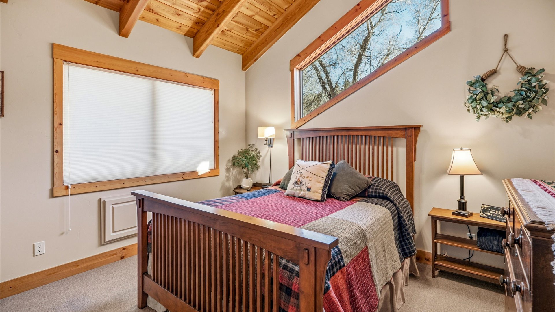096-158 73 Harebell Dr